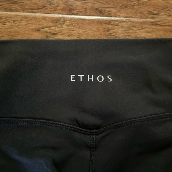 NEW Ethos Black Leggings with Pockets Size XS Short - Picture 5 of 7